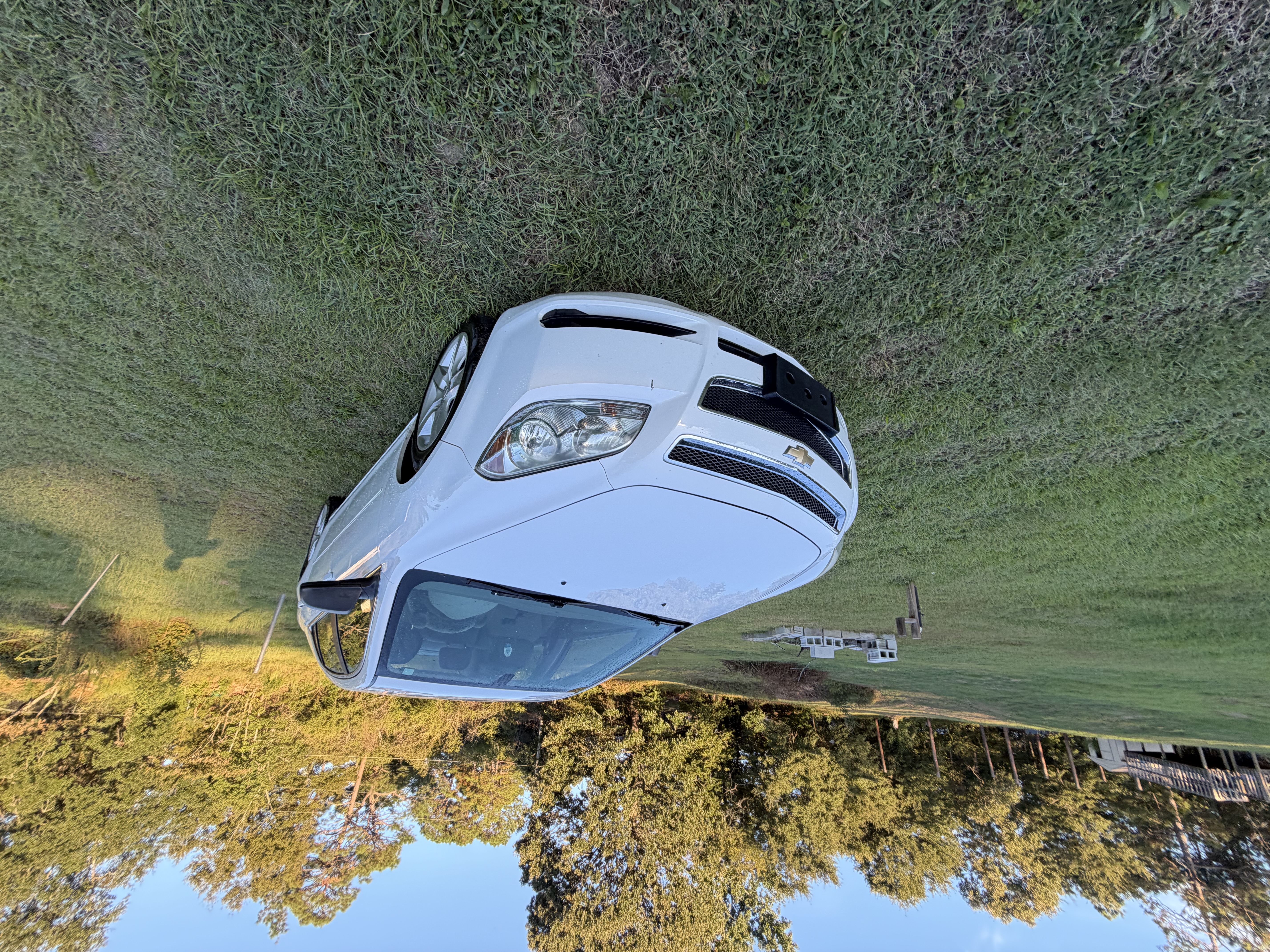 Used 2012 Chevrolet Malibu LS FWD image 2