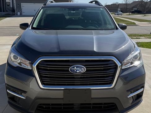 Used 2021 Subaru Ascent Premium w/ Convenience Package image 2