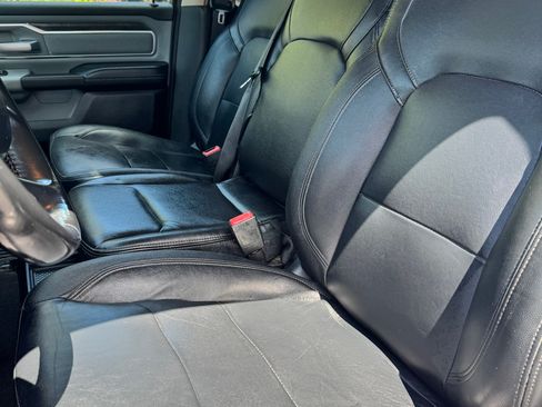 Used 2019 RAM 1500 Big Horn AWD/4WD image 9