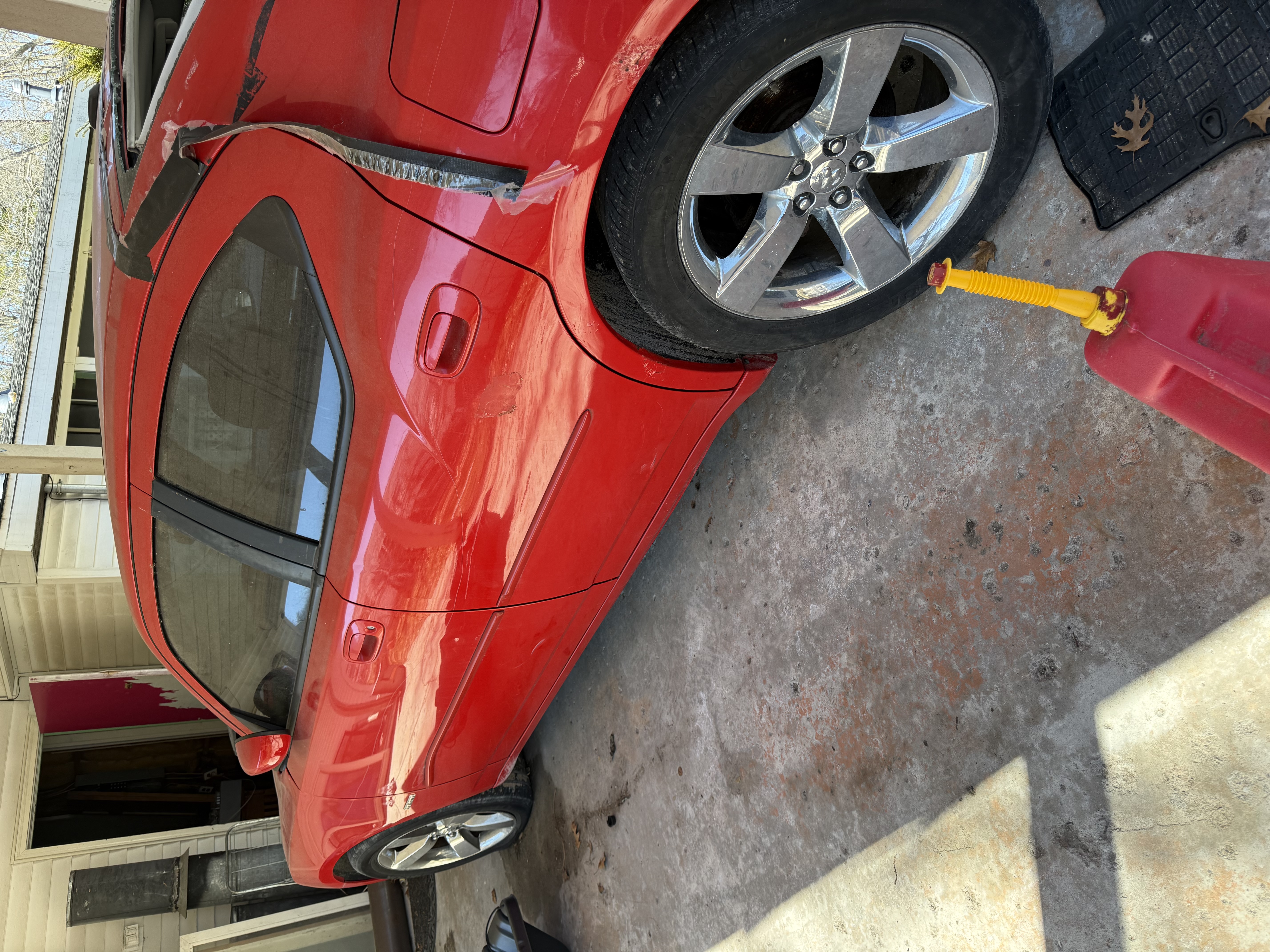 Used 2010 Dodge Charger R/T RWD image 1