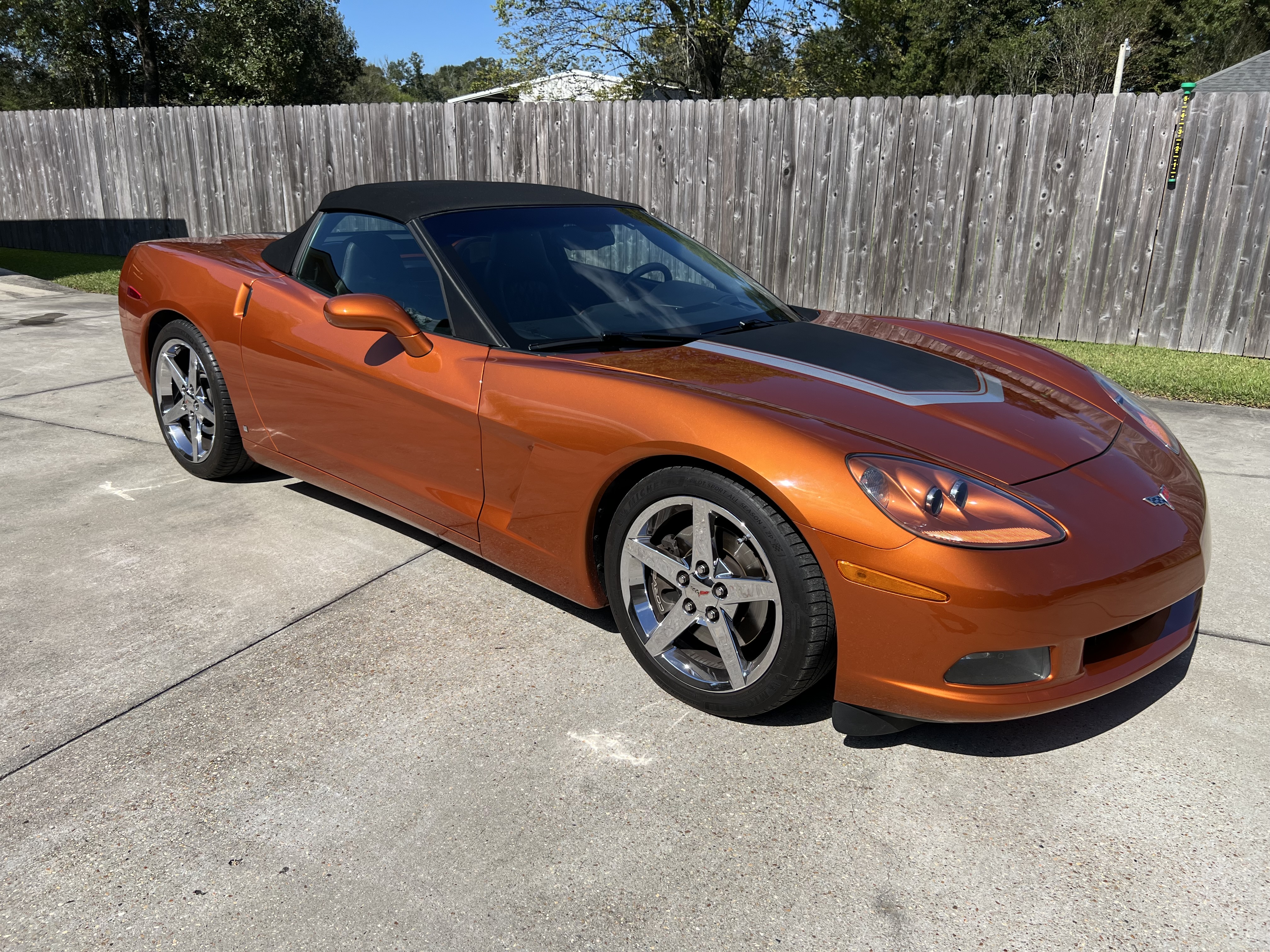 Used 2008 Chevrolet Corvette Convertible w/ Preferred Equipment Group RWD image 2