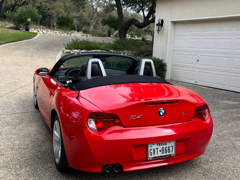 Used 2006 BMW Z4 3.0i image 12