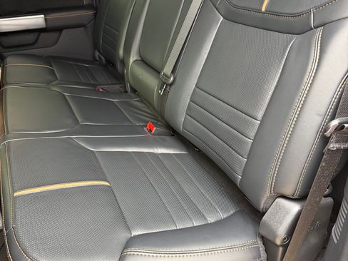 Used 2024 Ford F450 Platinum w/ FX4 Off-Road Package image 10