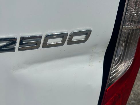 Used 2021 Mercedes-Benz Sprinter 2500 image 12