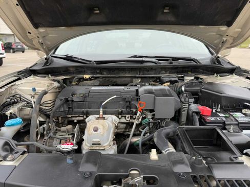 Used 2013 Honda Accord LX image 29