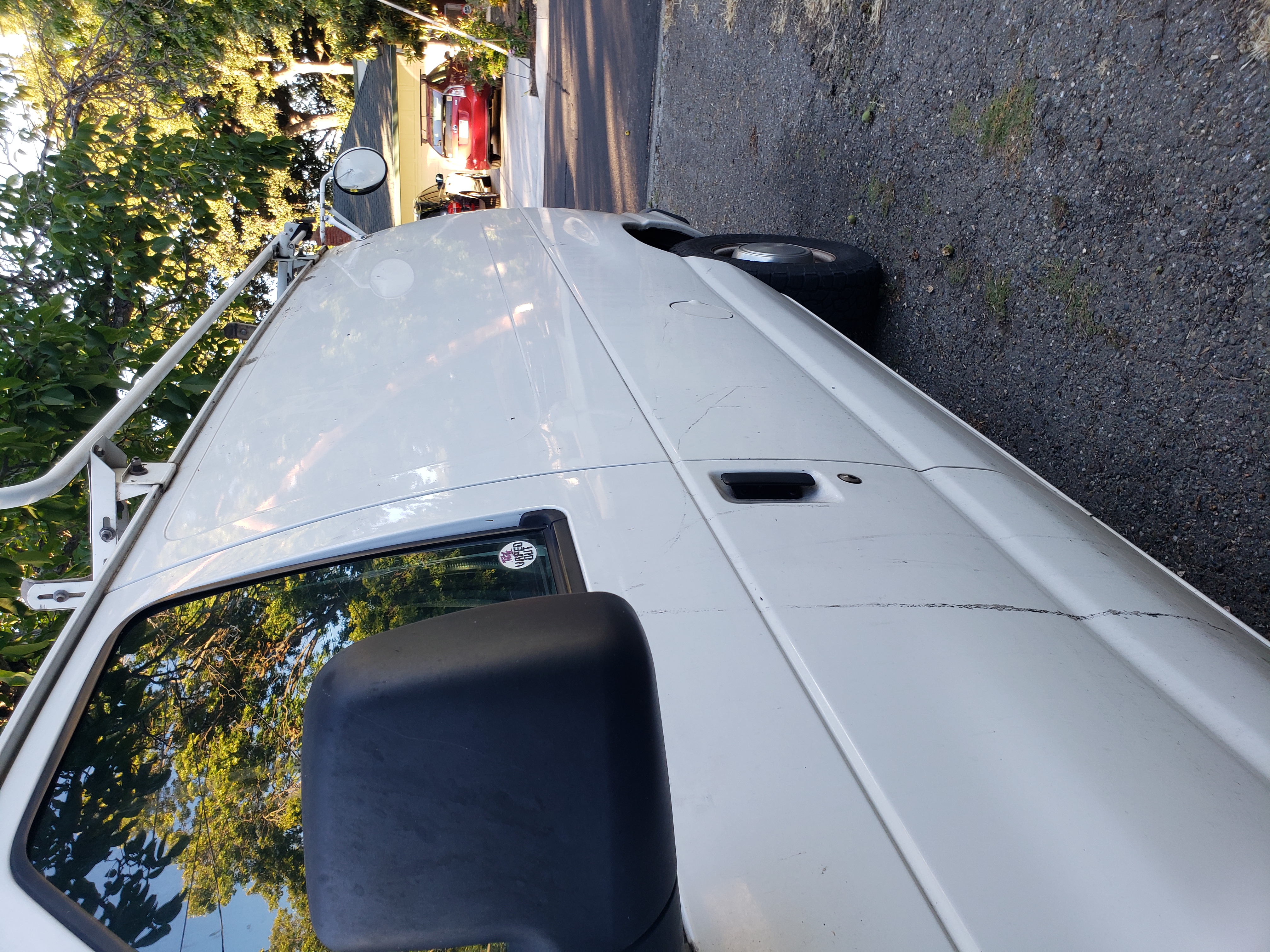 Used 2006 Ford E-350 and Econoline 350 Super Duty RWD image 2