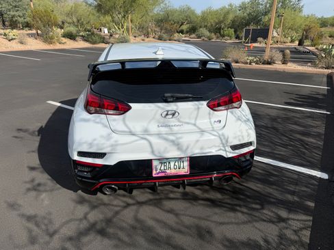 Used 2020 Hyundai Veloster N w/ Performance Package FWD image 10