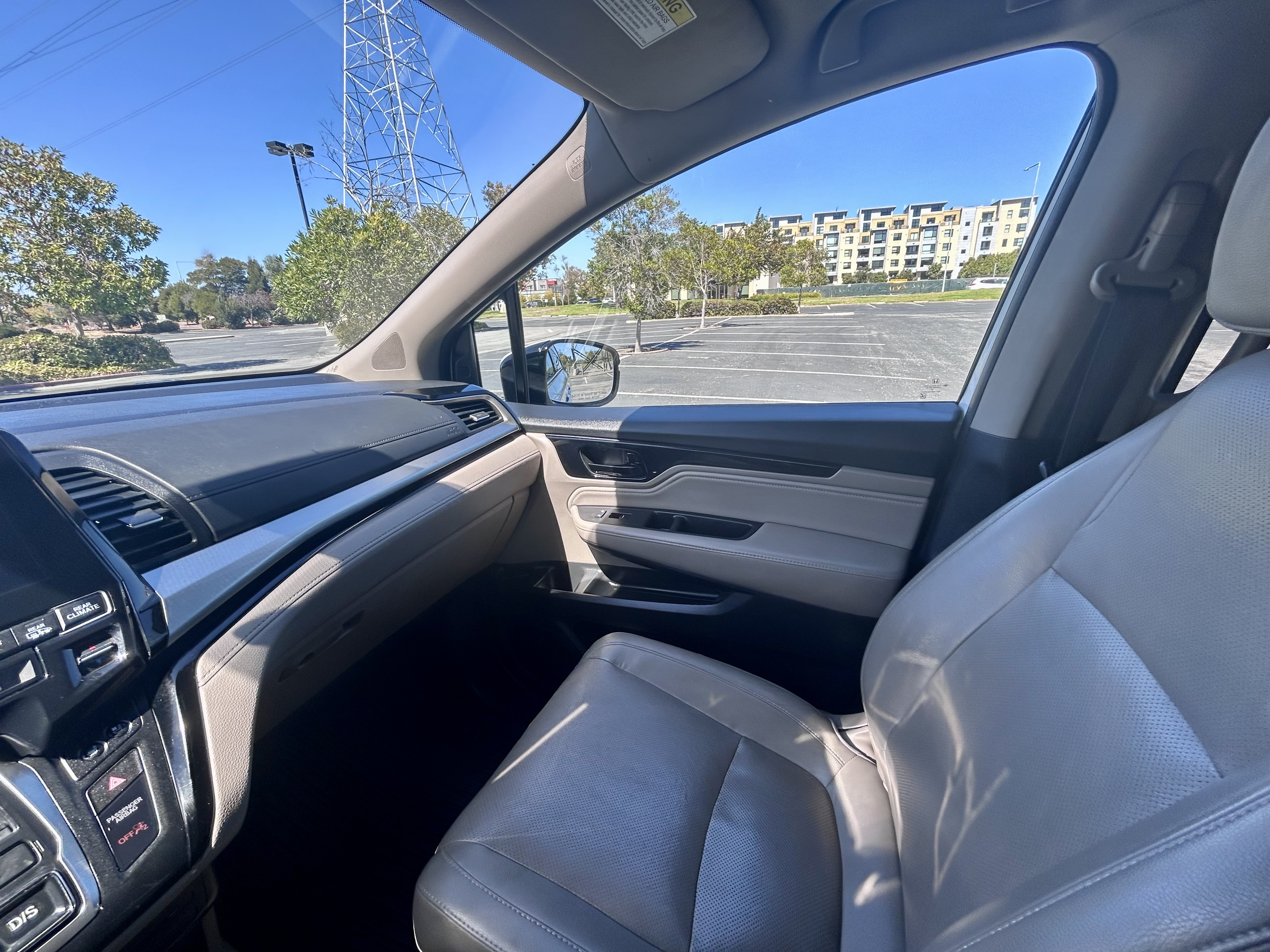 Used 2019 Honda Odyssey Elite image 17