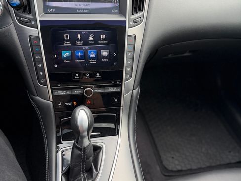Used 2017 INFINITI Q50 3.0t Premium w/ 3.0T Premium Plus Package image 16