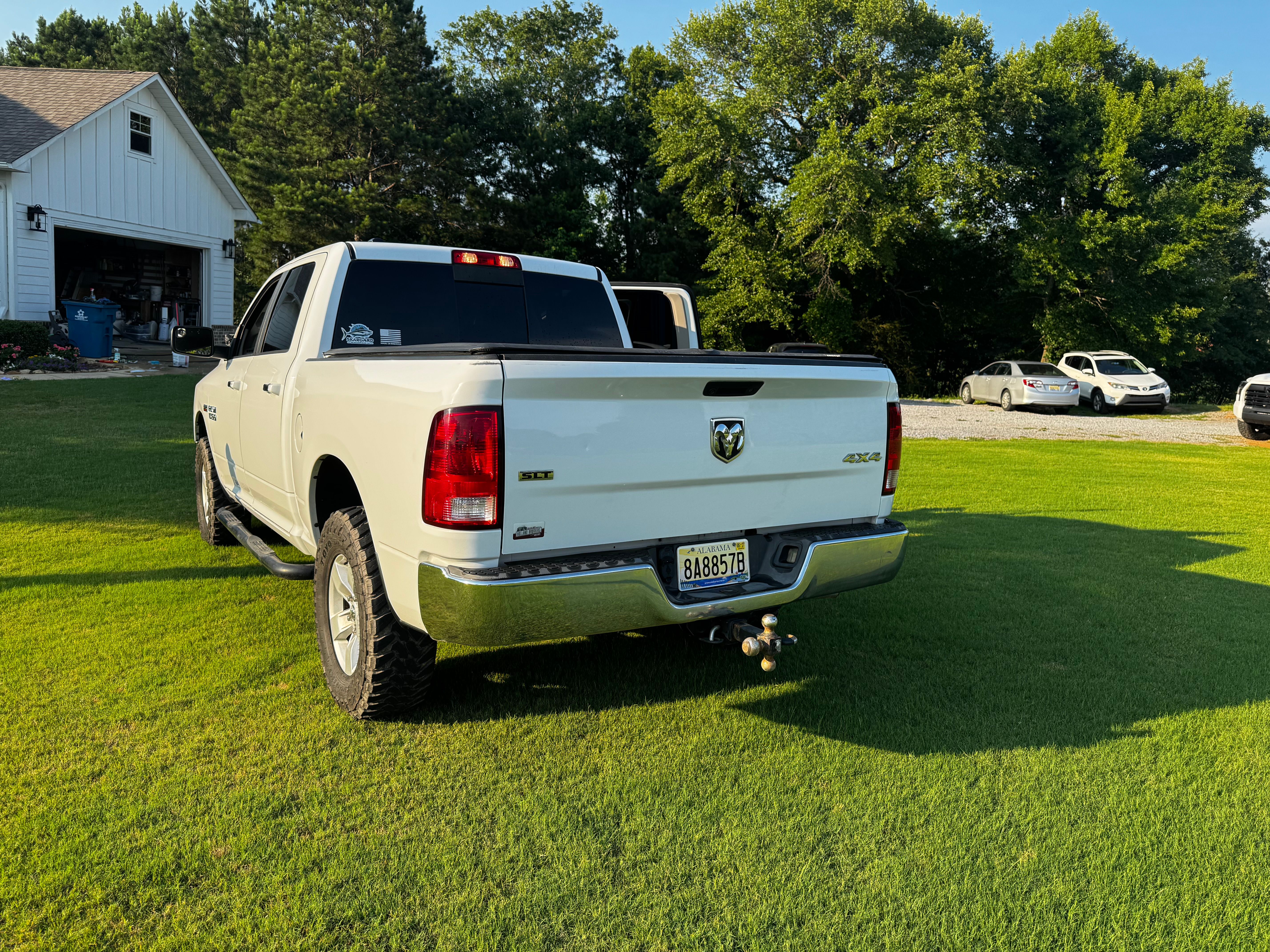 Used 2018 RAM 1500 Classic SLT AWD/4WD image 10