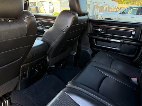 Used 2016 RAM 2500 Laramie w/ Convenience Group AWD/4WD image 15
