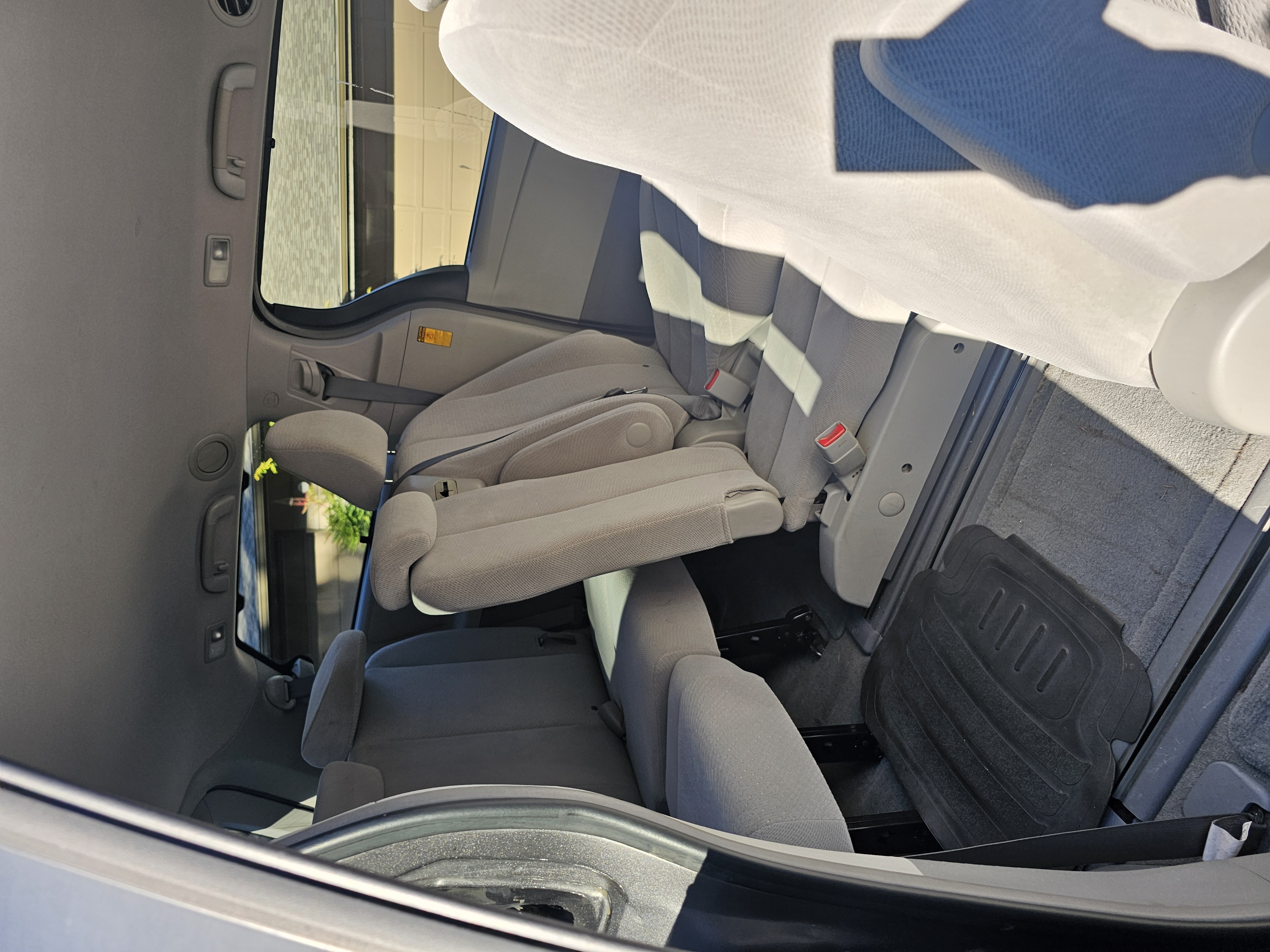 Used 2014 Toyota Sienna LE FWD image 11