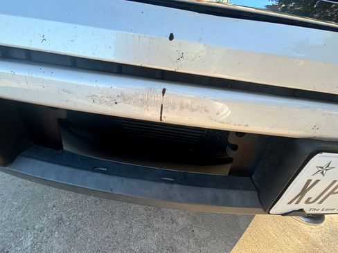 Used 2011 Ford F150 Platinum image 18