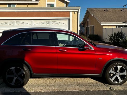 Used 2019 Mercedes-Benz GLC 350e 4MATIC image 9