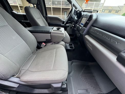 Used 2019 Ford F250 XLT AWD/4WD image 23