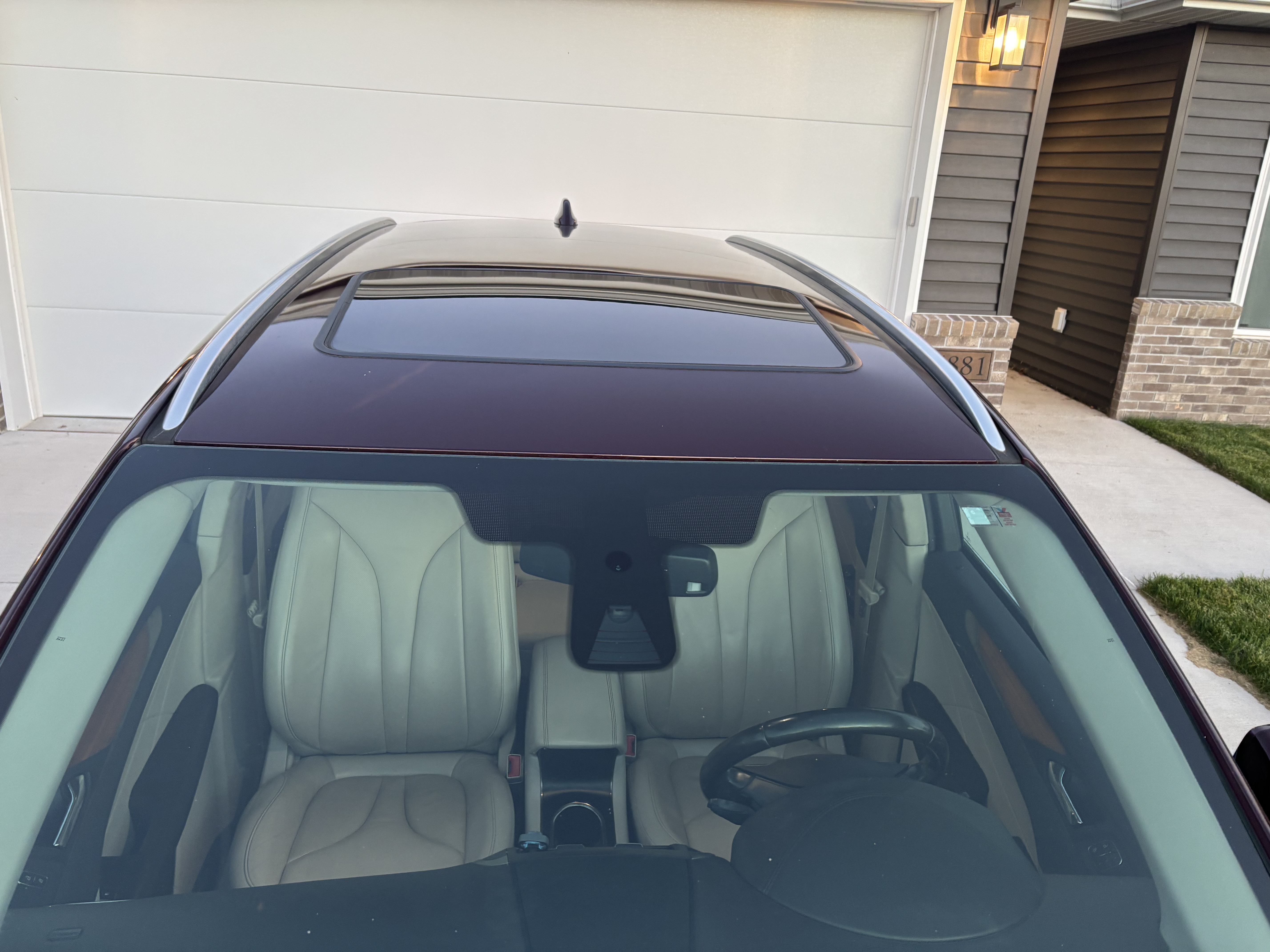 Used 2019 Lincoln MKC Select w/ Select Plus Package AWD/4WD image 6