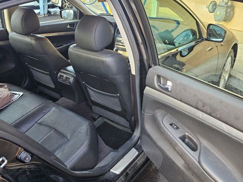 Used 2012 INFINITI G37 x Sedan w/ Premium Pkg image 15