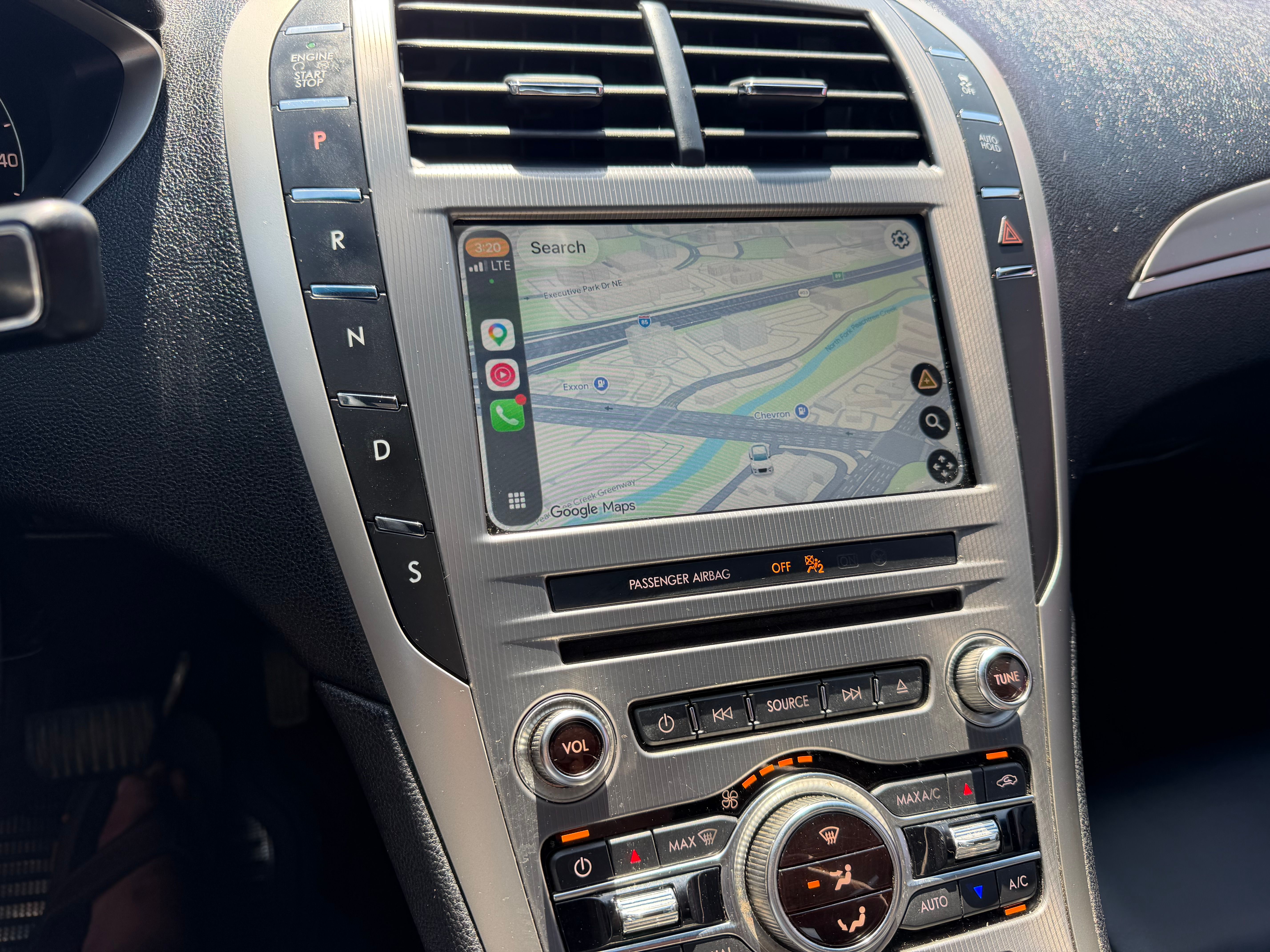 Used 2017 Lincoln MKZ Premiere FWD image 12