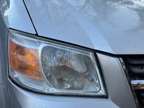 Used 2010 Dodge Grand Caravan SXT image 5