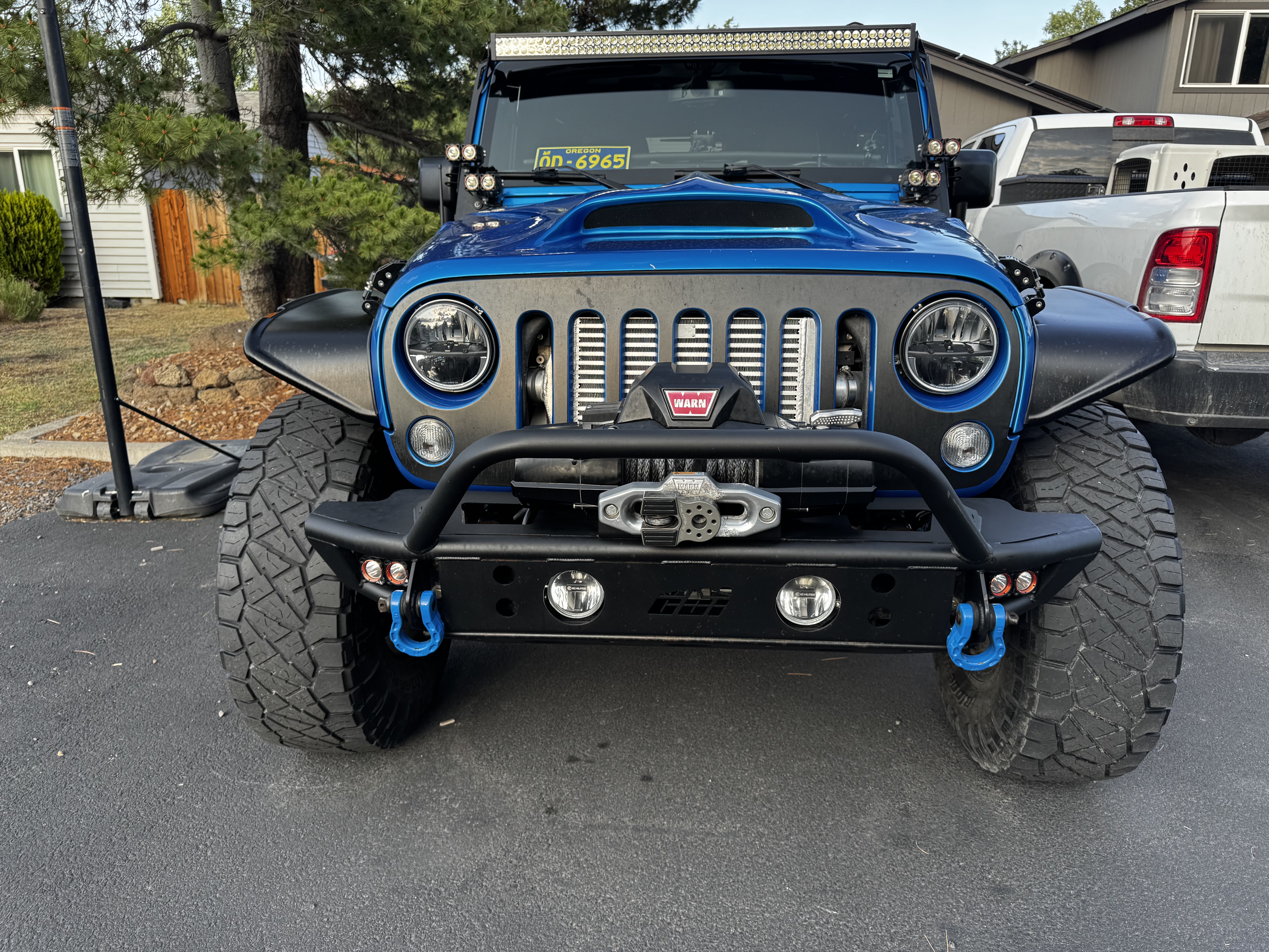 Used 2015 Jeep Wrangler Unlimited Rubicon w/ Connectivity Group AWD/4WD image 9