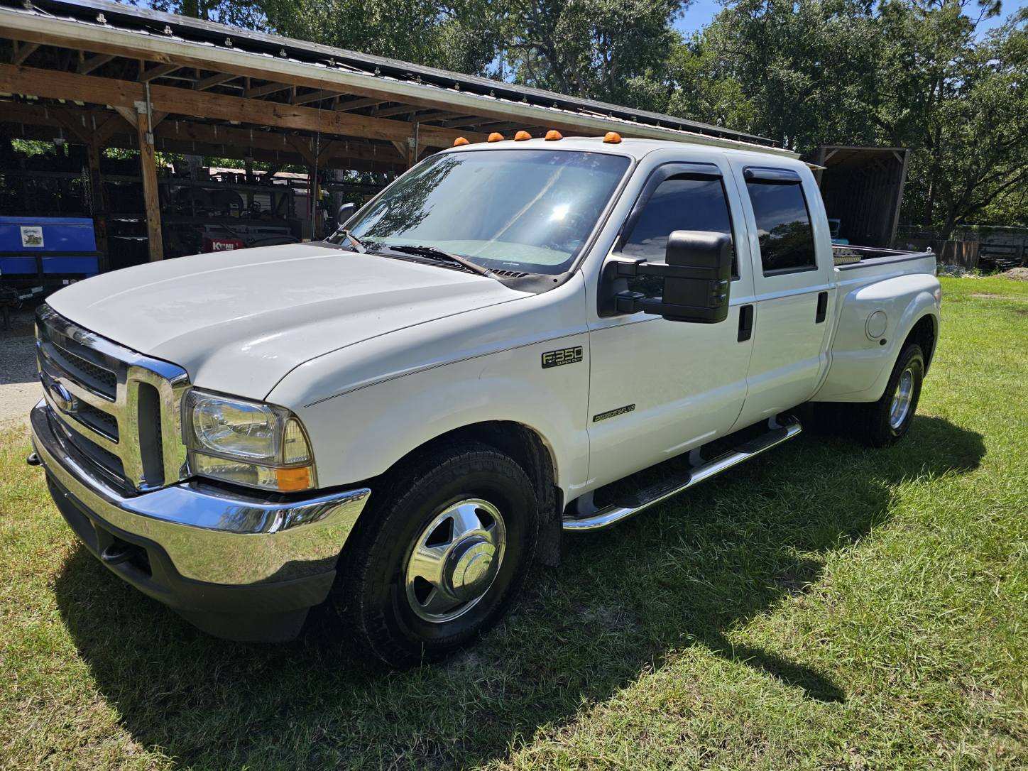 Used 2001 Ford F350 2WD Crew Cab DRW Super Duty image 2