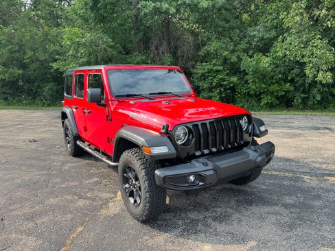 Used 2021 Jeep Wrangler Unlimited Sport AWD/4WD image 2