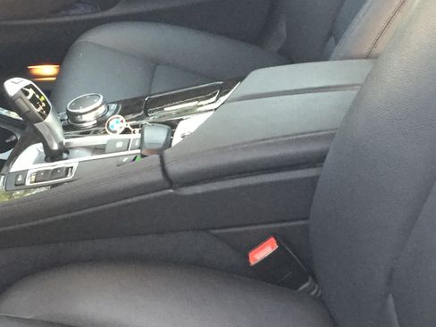 Used 2015 BMW 535i Sedan image 9