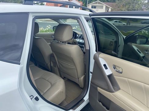 Used 2012 Nissan Murano SL w/ Navigation Pkg image 11