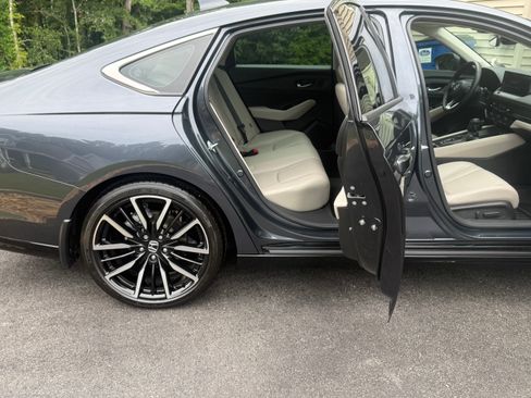 Used 2023 Honda Accord Touring image 24