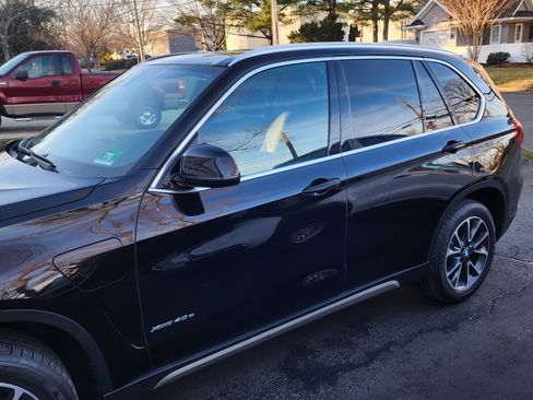 Used 2017 BMW X5 xDrive40e image 10