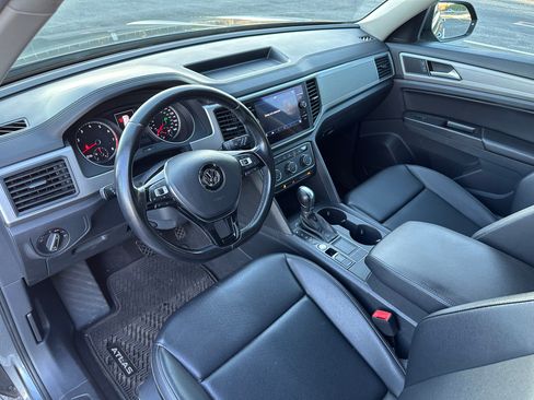 Used 2018 Volkswagen Atlas SE image 12