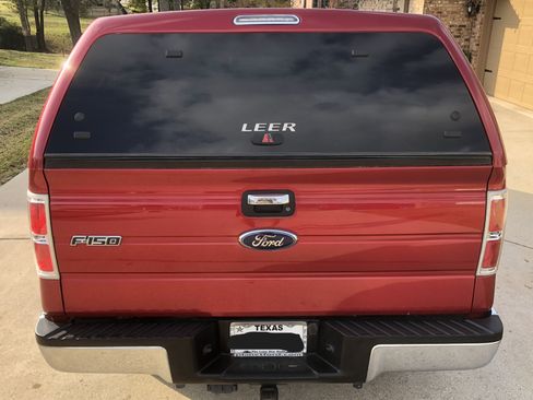 Used 2010 Ford F150 XLT image 25