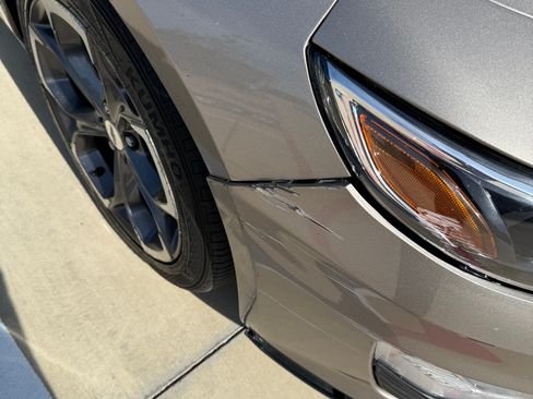 Used 2022 Chevrolet Malibu LT FWD image 21