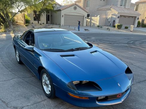 Used 1994 Chevrolet Camaro Z28 image 4