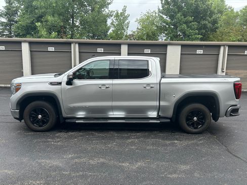 Used 2020 GMC Sierra 1500 SLE w/ SLE Value Package image 11