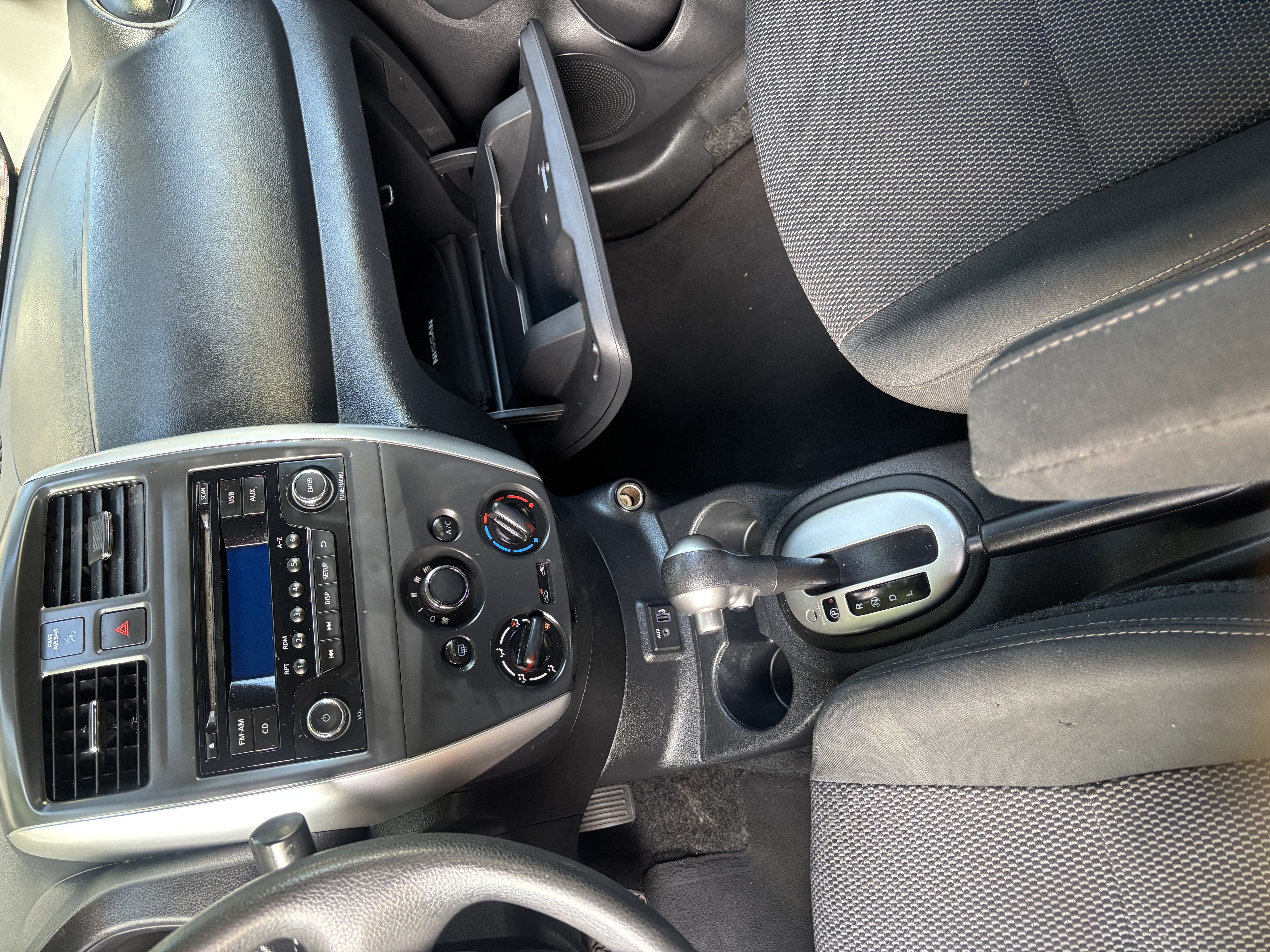Used 2018 Nissan Versa SV FWD image 16