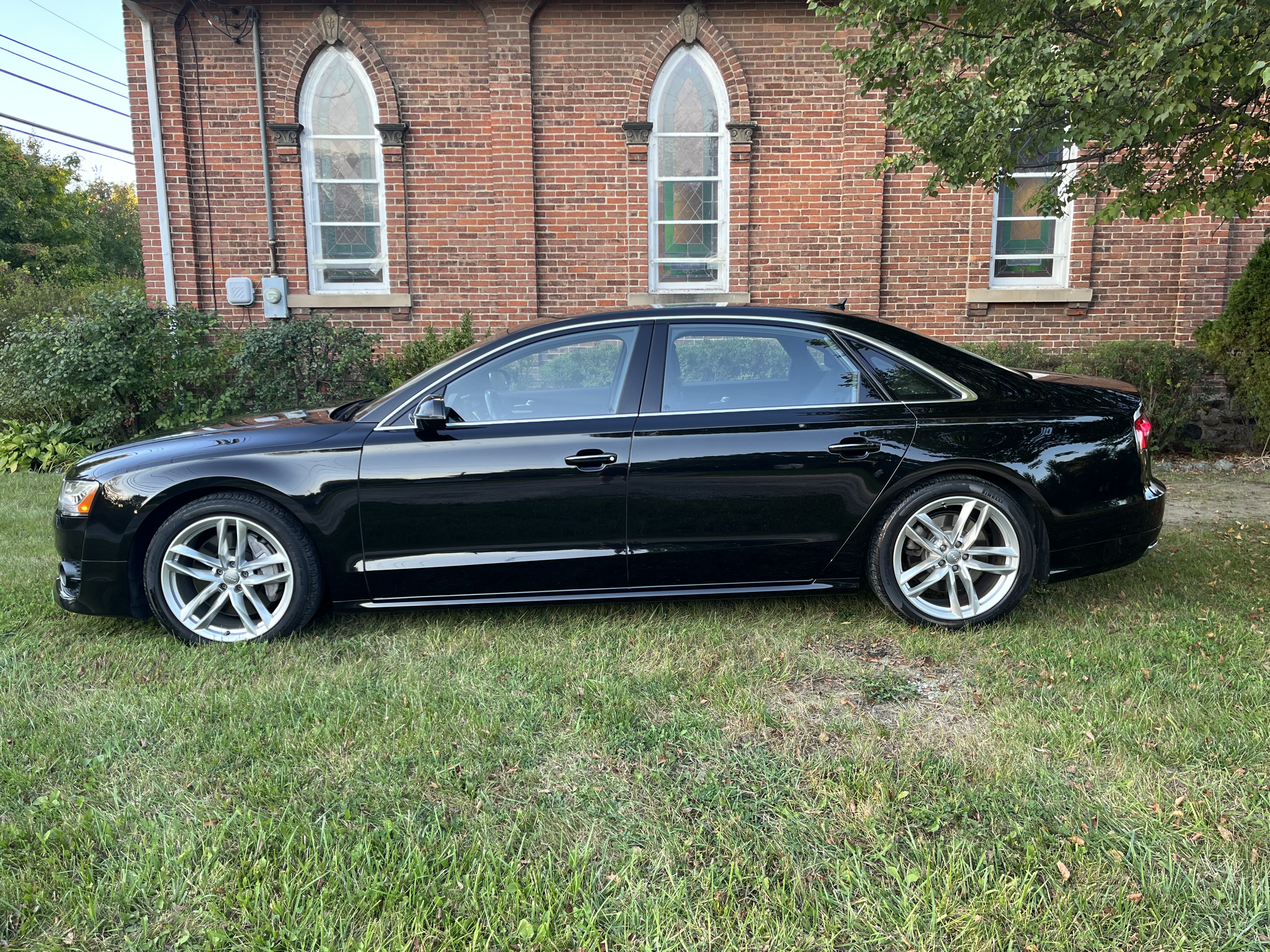 Used 2017 Audi A8 L 3.0T w/ Executive Package AWD/4WD image 6