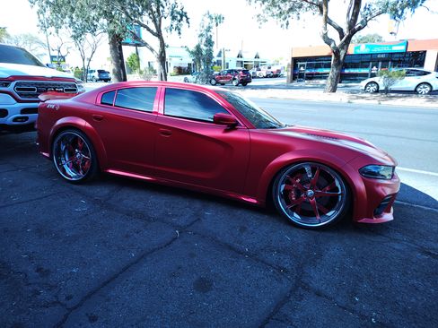 Used 2021 Dodge Charger SRT Hellcat image 9