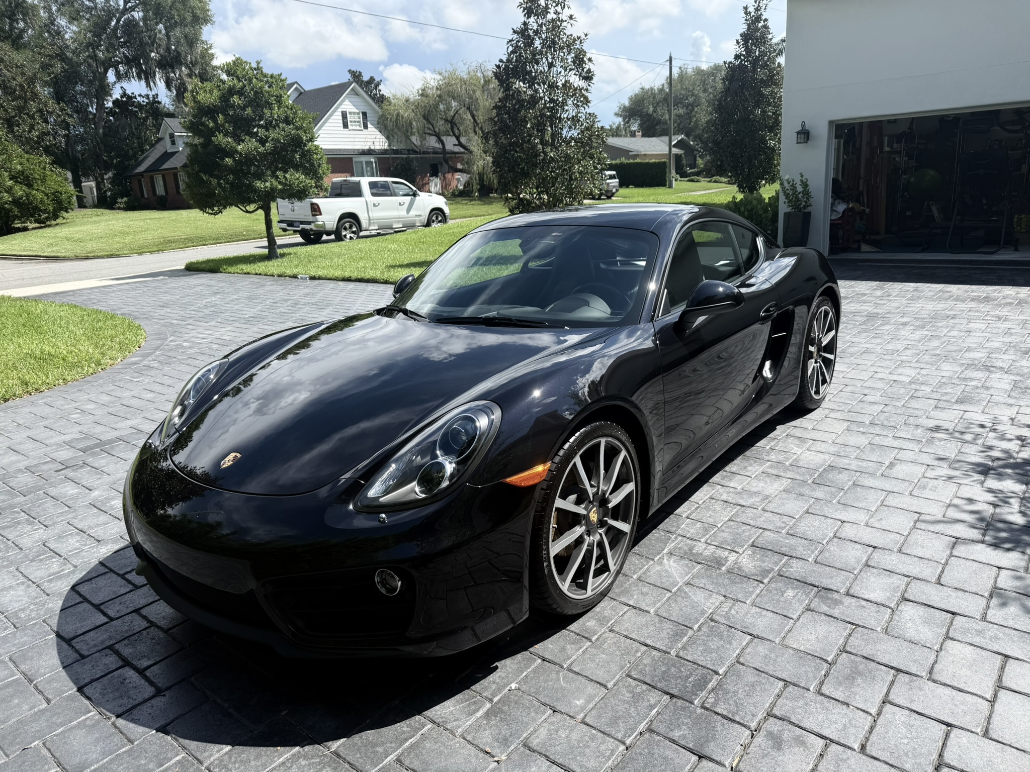 Used 2016 Porsche Cayman RWD image 5