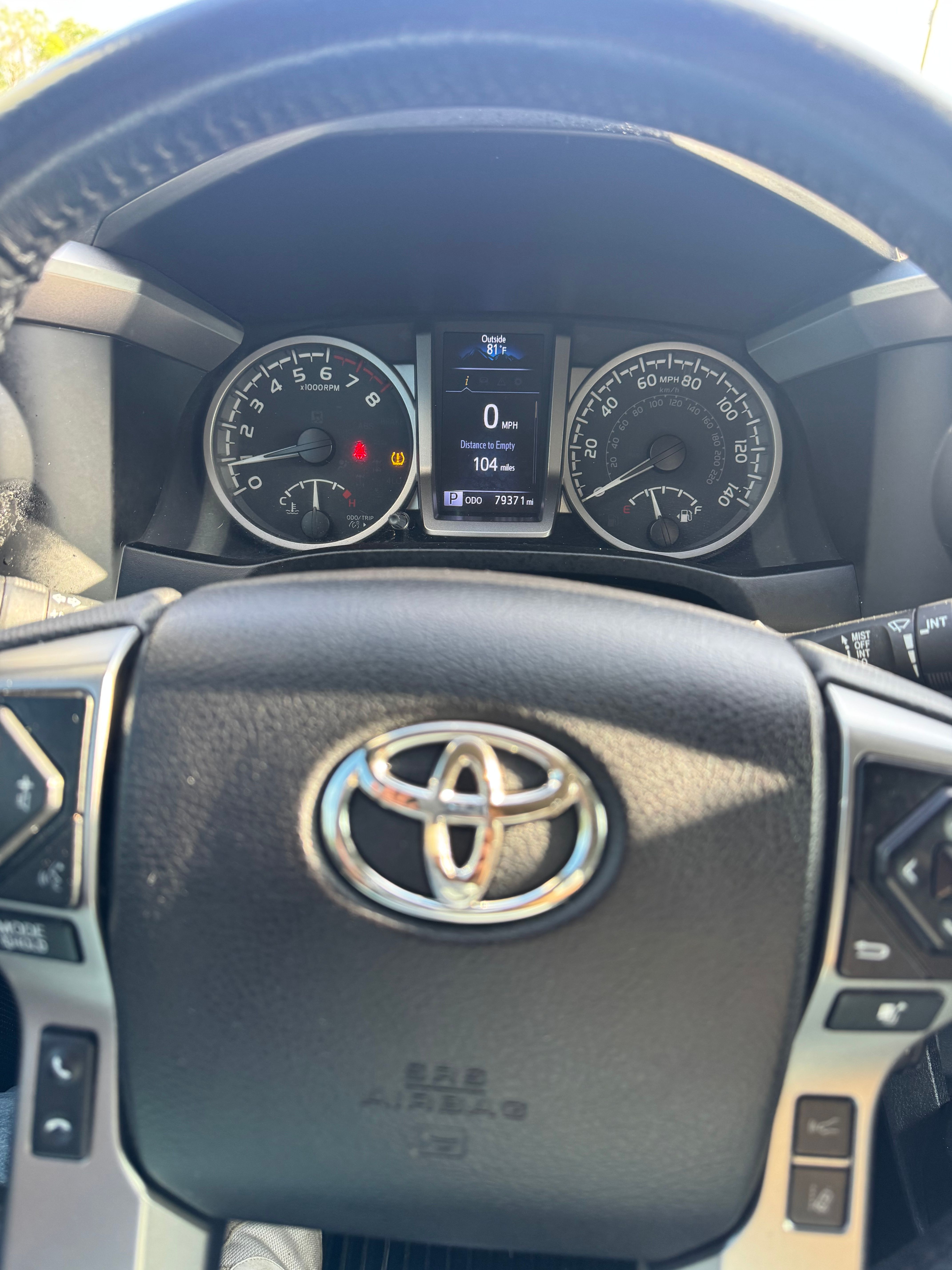 Used 2021 Toyota Tacoma SR5 RWD image 12