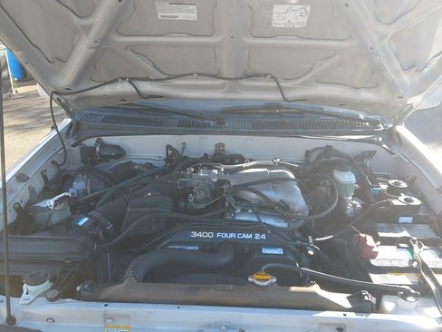 Used 1998 Toyota 4Runner Limited image 13