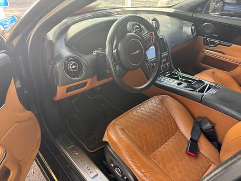 Used 2016 Jaguar XJ L Supercharged image 5