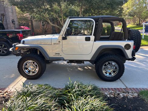 Used 2005 Jeep Wrangler Sport AWD/4WD image 1