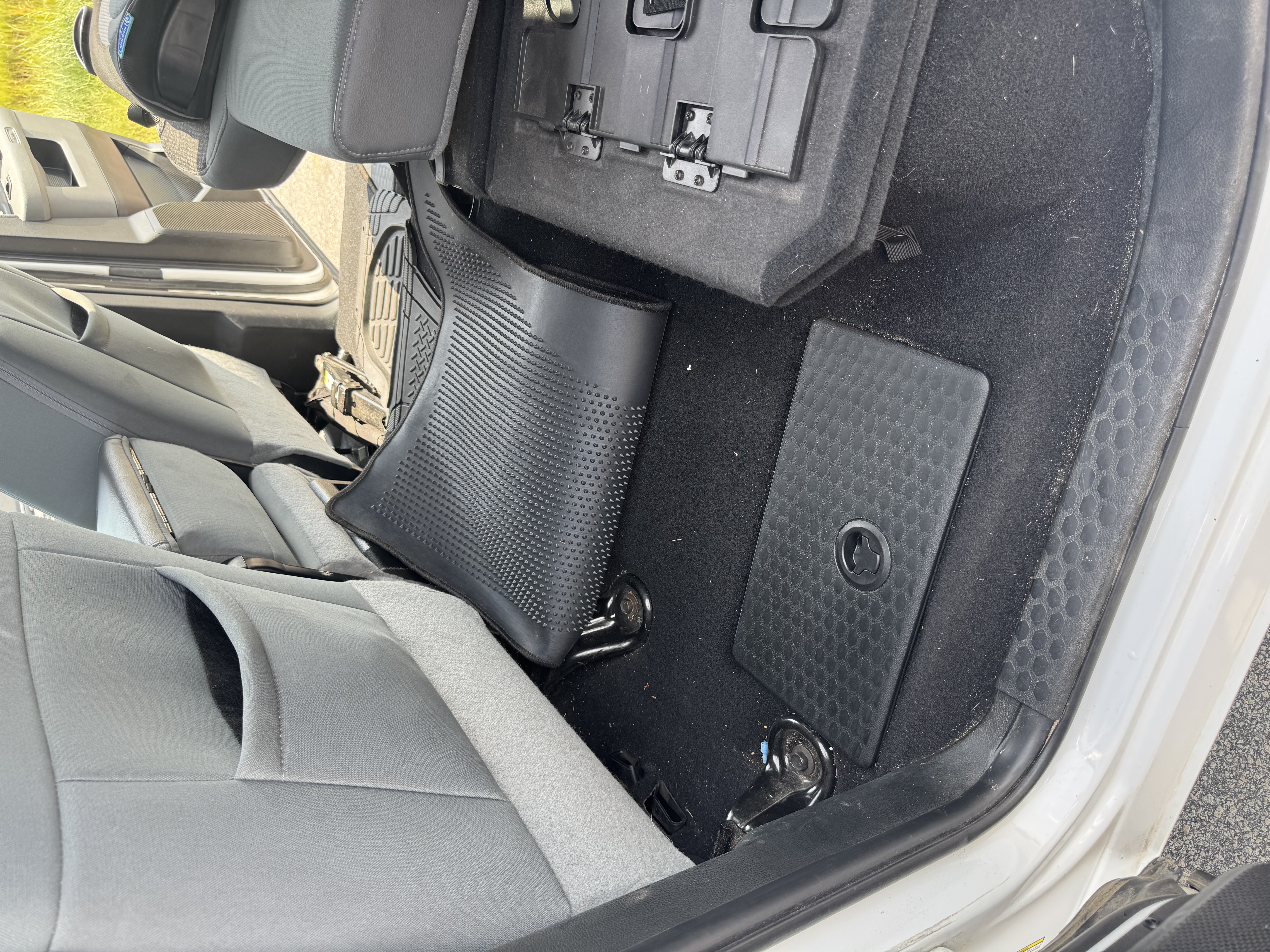 Used 2018 RAM 1500 Classic SLT AWD/4WD image 17