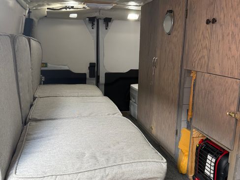 Used 2020 Ford Transit 250 Low Roof RWD image 28