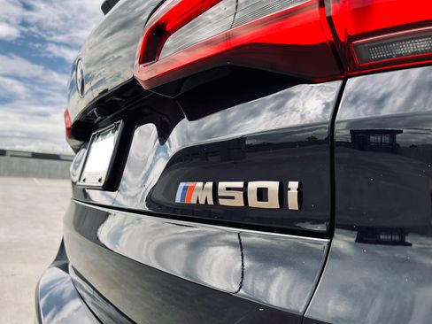 Used 2022 BMW X5 M50i w/ Executive Package image 14