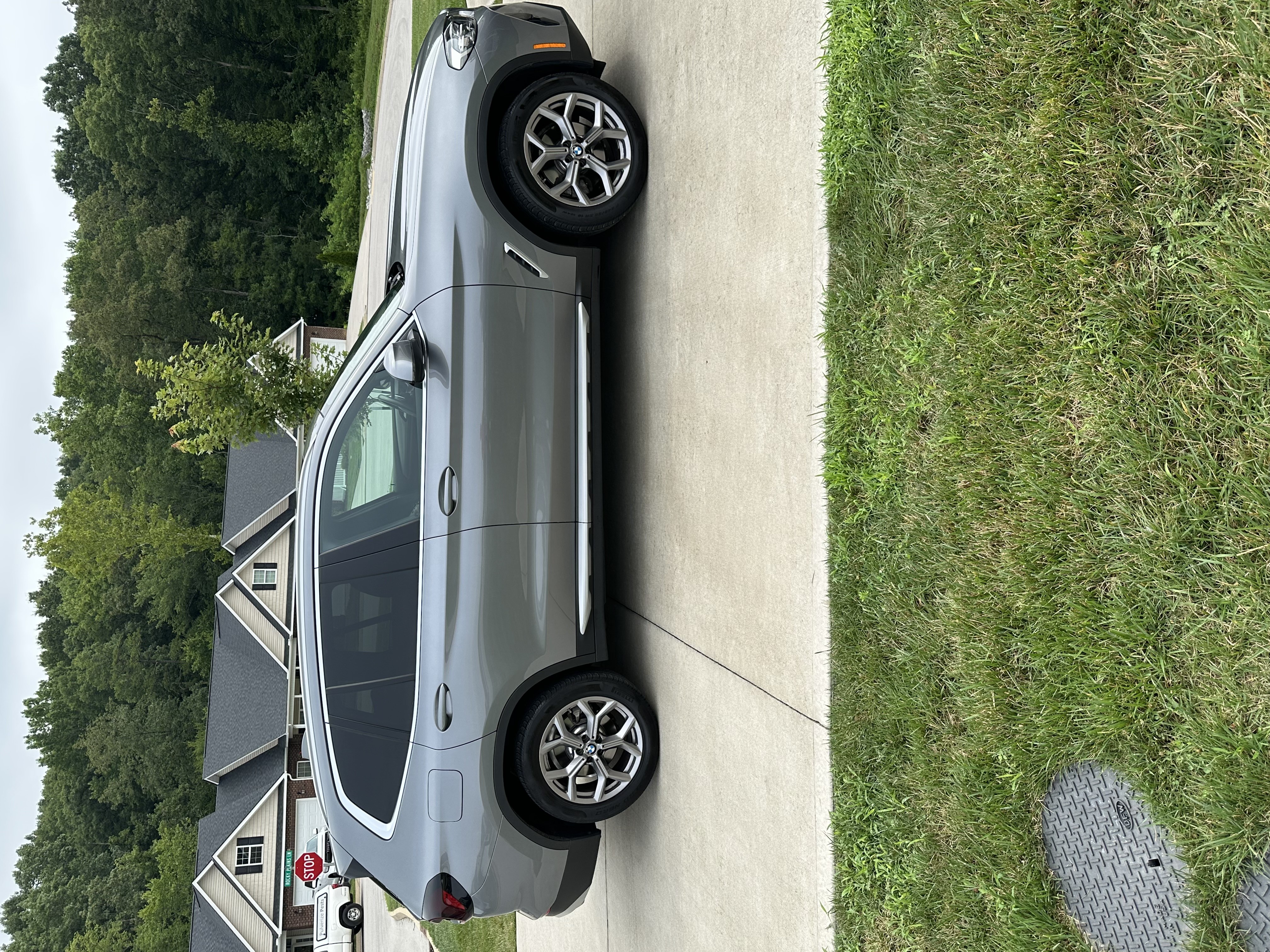 Used 2023 BMW X3 xDrive30i AWD/4WD image 1