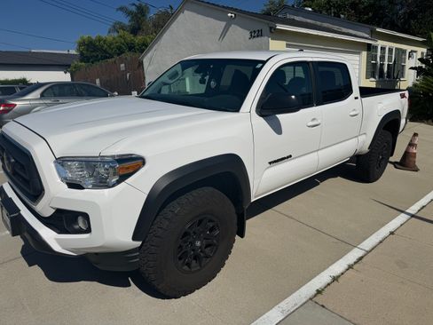Used 2023 Toyota Tacoma SR5 image 6