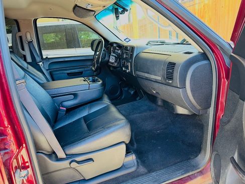 Used 2013 Chevrolet Silverado 1500 LT image 9