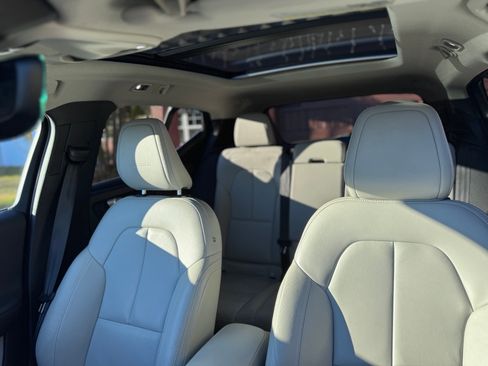 Used 2020 Volvo XC40 T4 Inscription w/ Protection Package Premier image 15